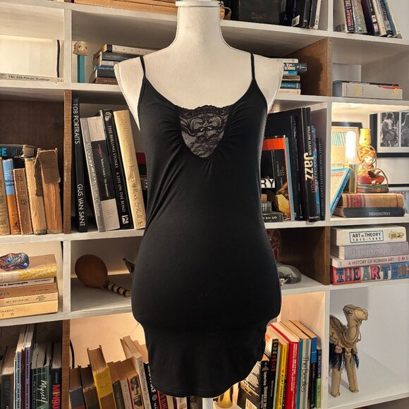 Ya-Ya Lace camisole - Picture 1 of 4